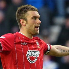 Southampton Perpanjang Kontrak Lambert