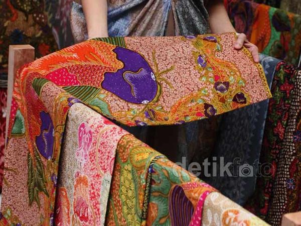 Melestarikan Batik Lewat Pameran