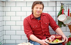 Dari Resto Sehat, Jamie Oliver Beralih Buka Kedai Hot Dog dan Burger