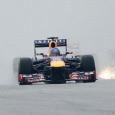 Vettel Pemenangnya, Red Bull Finis 1-2