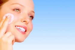 Hati-hati, Ini Bahayanya Pakai Pemutih Kulit Mengandung Hydroquinone