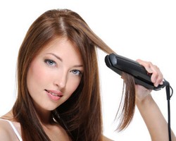 31% Wanita Pilih Punya Alat Catok Rambut daripada Kekasih Baru