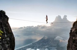 Wisata Ekstrem di Brazil, Meniti Tali di Ketinggian 850 M