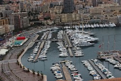 Jalan-jalan Ala Kaum Jetset di Monako