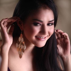  Batal Nikah Cynthiara Alona Hampir Bunuh Diri