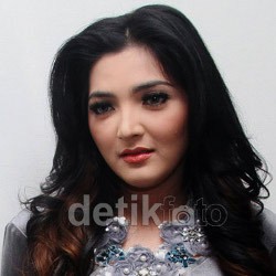 Ke Amerika, Ashanty Khawatir Radang Selaput Otaknya Kambuh Lagi