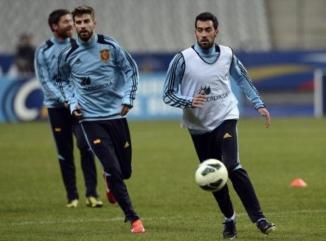 Lawan Prancis, Busquets Akui Tekanan Ada pada Spanyol