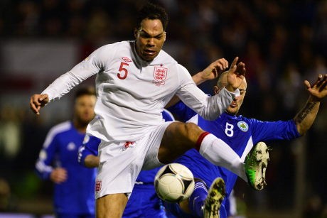 Hodgson Percaya Penuh pada Duet Lescott-Smalling Hodgson Percaya Penuh pada Duet Lescott-Smalling