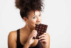 Asyik, Sebatang Cokelat Sanggup Jauhkan Anda dari Stroke