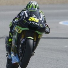 Crutchlow Tercepat, Rossi Kedua