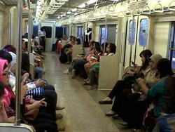 Kemenhub Rapat dengan Kemenkeu & PT KAI Bahas KRL Ekonomi