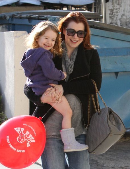 Satyana Marie Denisof, 4 Tahun, Perempuan