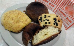 Sore-sore Asyiknya Ngemil Roti Kopi Fresh From the Oven!