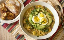 Sup Ikan yang Lezat Ini Disajikan Saat Prapaskah di Ekuador