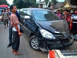 Terlibat Kecelakaan di Jalan? Ini Tips yang Harus Dilakukan 