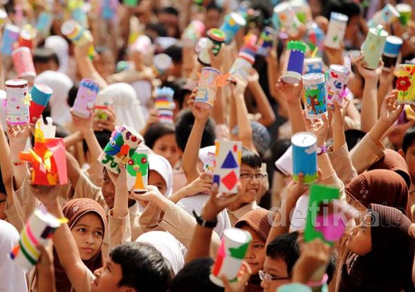 1001 Anak Hias Celengan Berbarengan