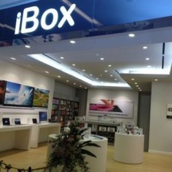 Smartphone Laku Keras, Erajaya Cetak Laba Rp 434 Miliar