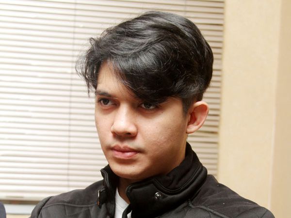 Sst... Irwansyah Lagi Serius