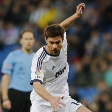 Xabi Alonso Enggan Remehkan Zaragoza