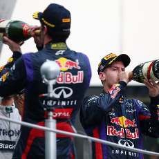 Diterpa Isu Perpecahan, Red Bull Pamer Prestasi Vettel-Webber