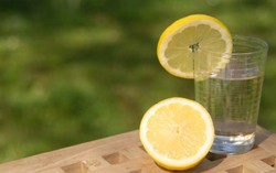 Asam Segar Jeruk Lemon Atasi Darah Tinggi dan Infeksi (1)