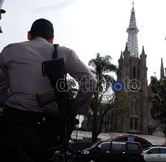 129 Polisi Jaga Katedral Jakarta Saat Paskah