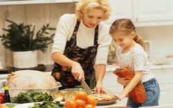 Mau Mengajak si Kecil Memasak? Perhatikan 6 Hal Praktis Ini