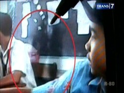 Heboh! Foto Bayangan Hitam Tertangkap Kamera