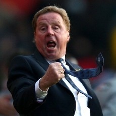 Redknapp Minta QPR Tiru Barcelona