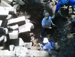 Arkeolog Duga Tinggi Bangunan Gunung Padang 110 Meter, Buatan Manusia