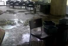 Plafon Lobi Gedung KPK Ambruk