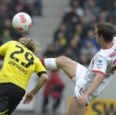 Hidung Schmelzer Patah, Klopp Sebut Stuttgart Brutal