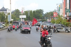 Bendera GAM Dikibarkan di Banda Aceh, Warga Aceh Tengah Arak Merah Putih