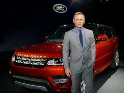 Muncul Sebentar, James Bond Dibayar Rp 9,7 Miliar