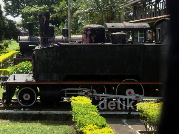 Kereta Wisata Ambarawa Rehat Sementara