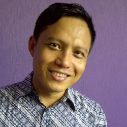 Gaet Eks Warna, Sarwana Bentuk Trio SDN