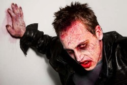 Kenapa Orang Suka Nonton Film Horor? Ini Sebabnya 