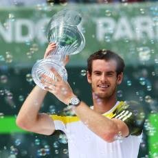 Murray Juara Usai Kalahkan Ferrer