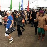 Goyang Poco-poco Bareng Londo, Heboh Bo!