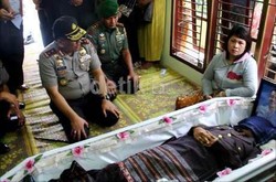 Pengeroyokan Kapolsek, Tembakan Peringatan Tak Membuat Massa Mundur