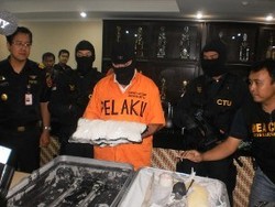 Pesan Sabu 5 Kg, WN Iran Dipenjara Seumur Hidup