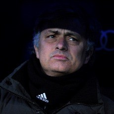 Mourinho Buru Rekor Sir Alex