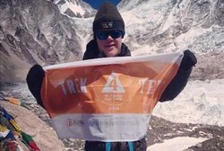 Hebat! Remaja dengan Down Syndrome Berhasil Mendaki Mount Everest