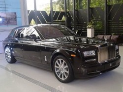Rolls-Royce Pamerkan Phantom Art Deco di Jakarta