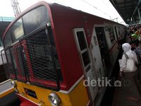 Perjalanan KRL Commuter Line Ditambah