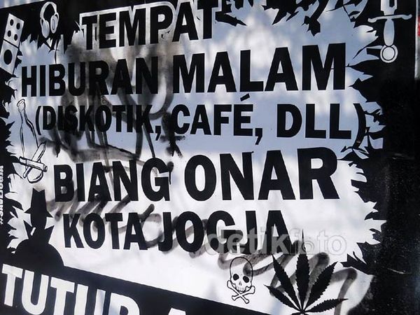 Poster Tolak Preman di Yogyakarta