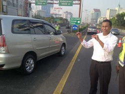 Dahlan Iskan Buka Uji Coba Contra Flow Cawang-Rawamangun Jumat