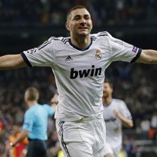 Benzema Berkibar di Liga Champions