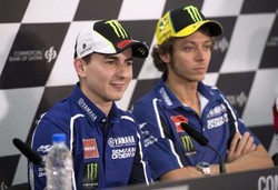 Menghidupkan Kembali Rivalitas Rossi-Lorenzo