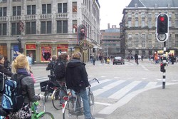 Orang Indonesia Wajib ke Amsterdam